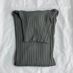 Kotn ribbed turtleneck Sz S